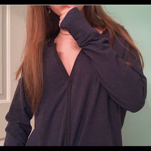 navy v neck athleta top